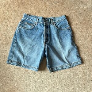 Juniors Calvin Klein denim shorts sz.11, button up front! 100%cotton, distressed